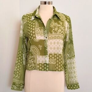 L.A. Hearts Semi Sheer Paisley Print Button Down Crop Blouse/ Size M